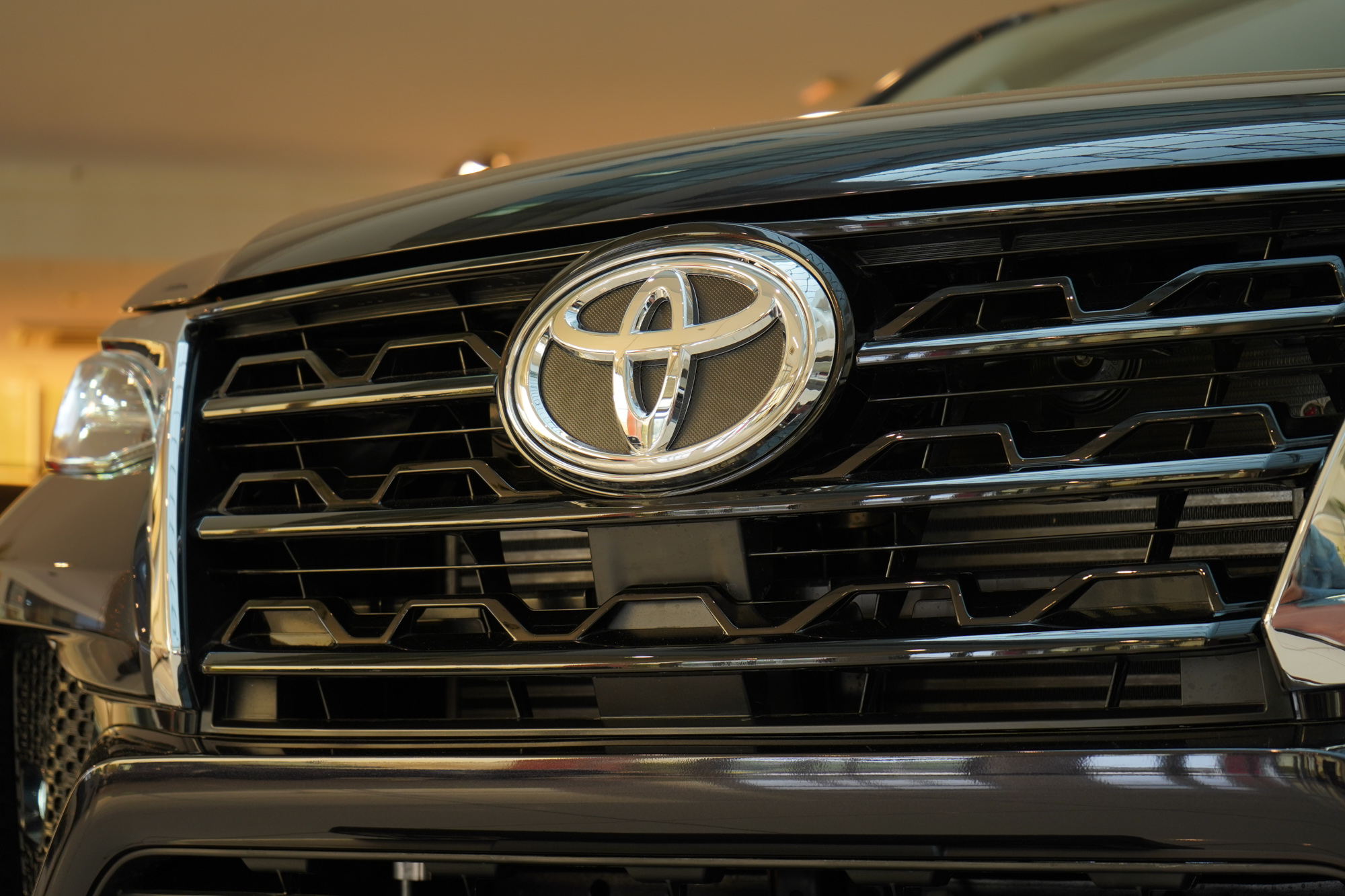  Toyota Fortuner