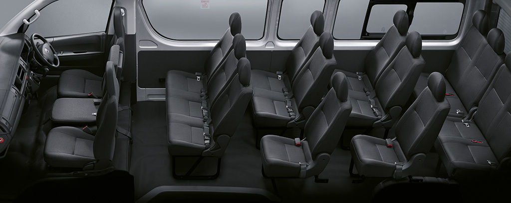 Toyota Hiace 16 Places