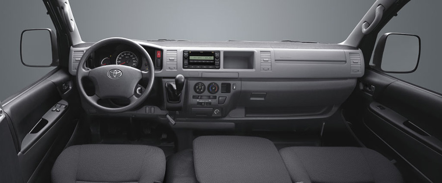 Toyota Hiace 16 Places