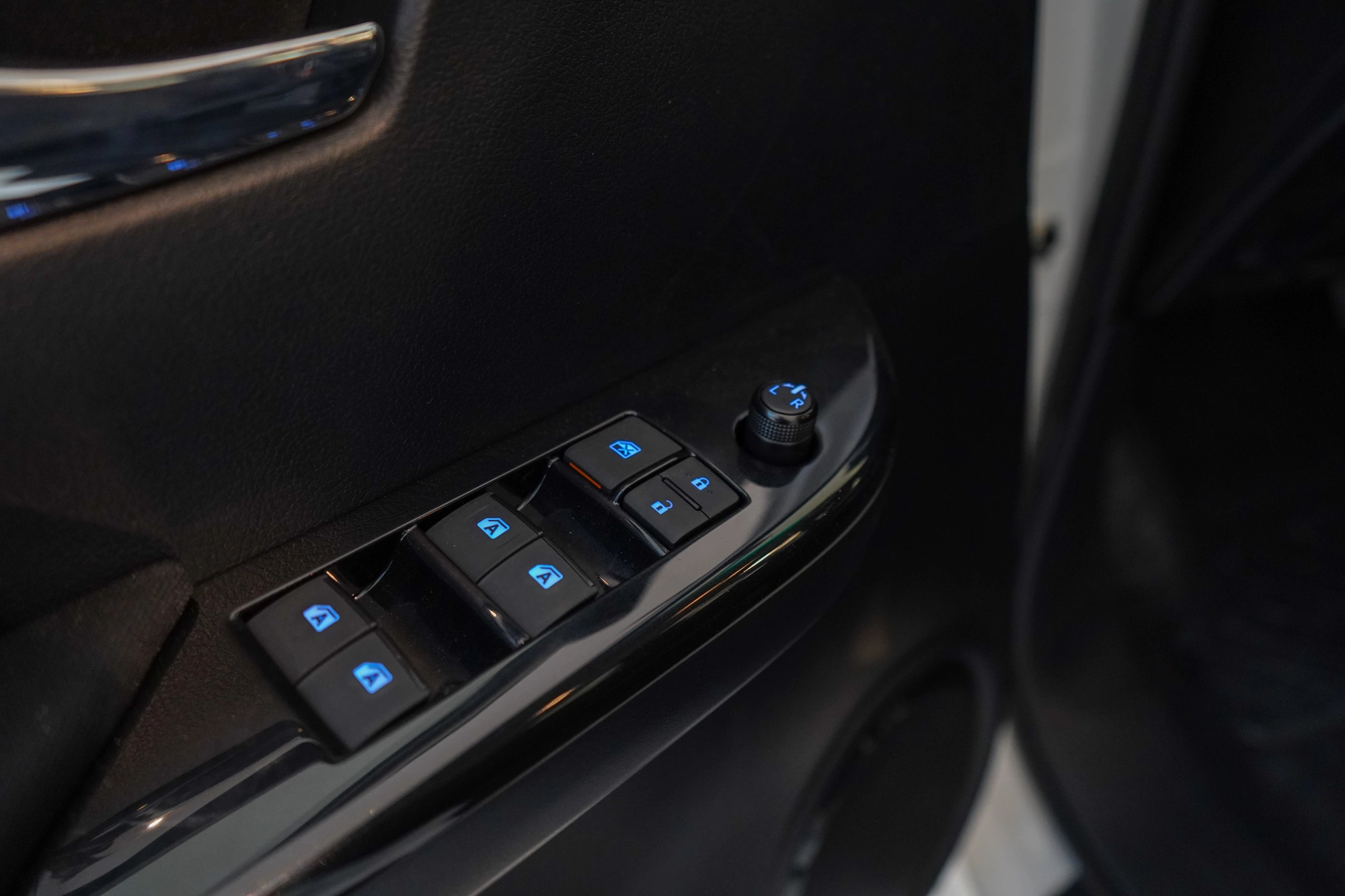  Hilux Double Cabine BVA