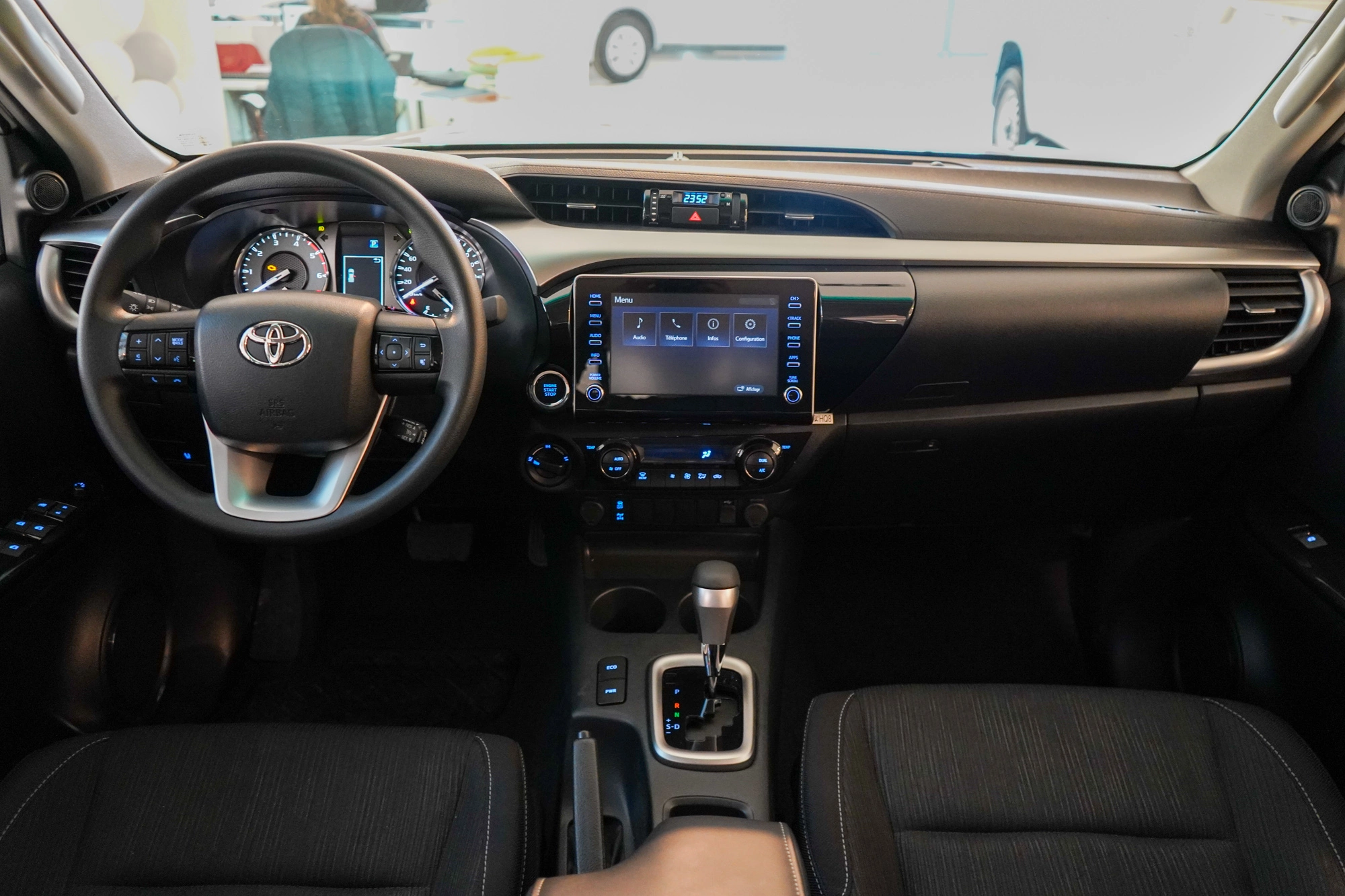  Hilux Double Cabine BVA