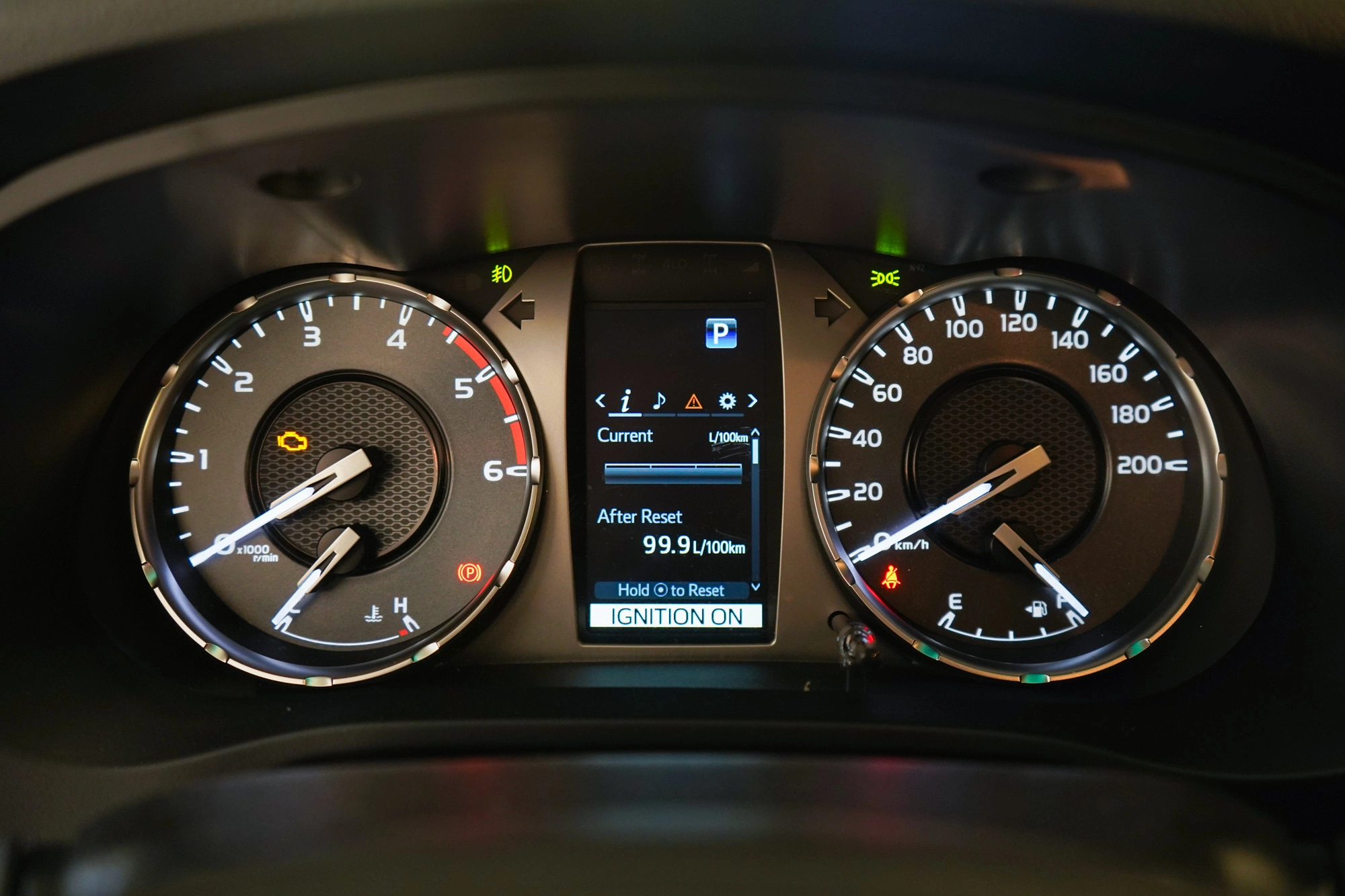  Hilux Double Cabine BVM